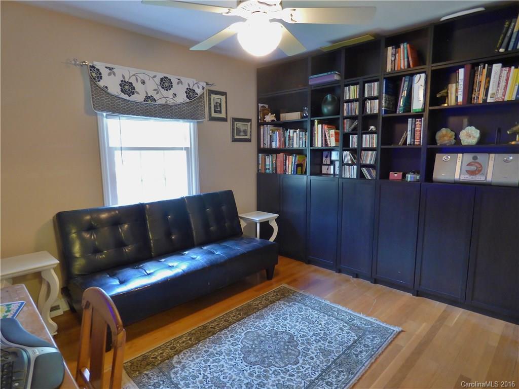 Laurelwood - Residential