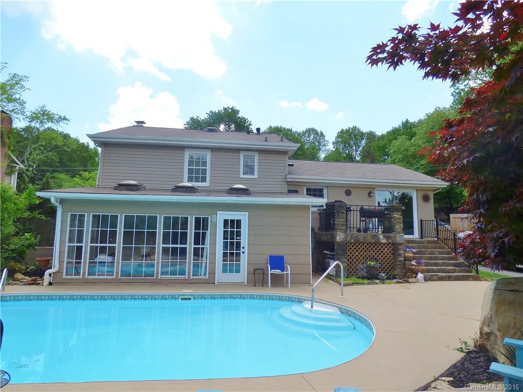 Laurelwood - Residential