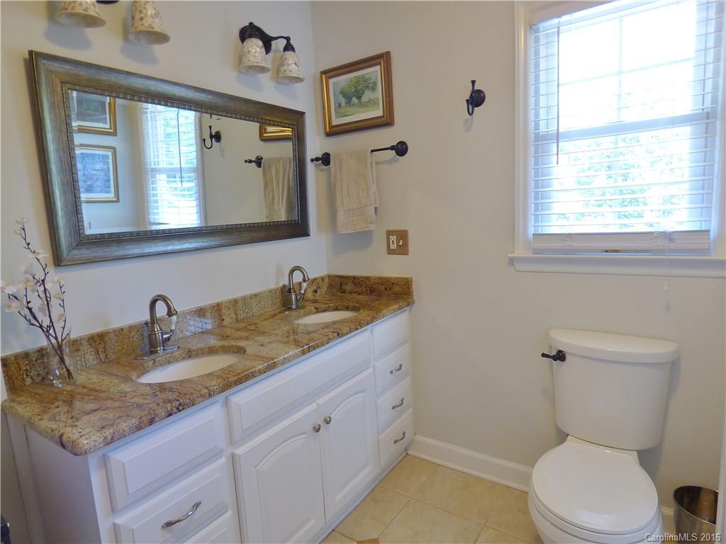 Laurelwood - Residential