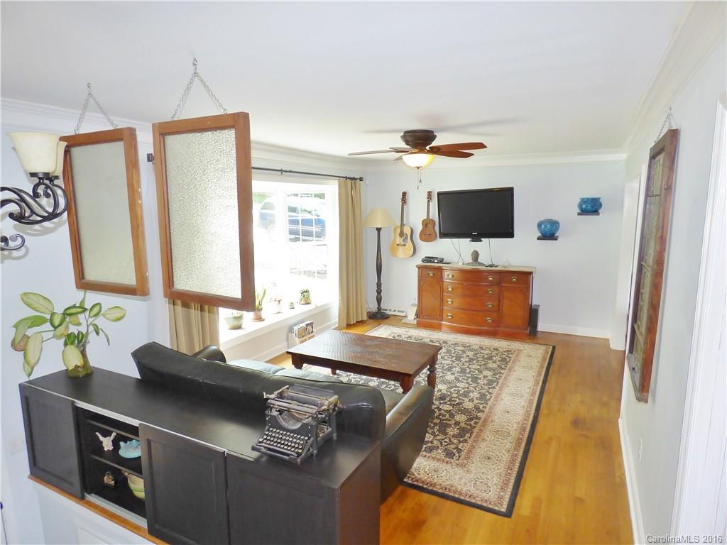 Laurelwood - Residential