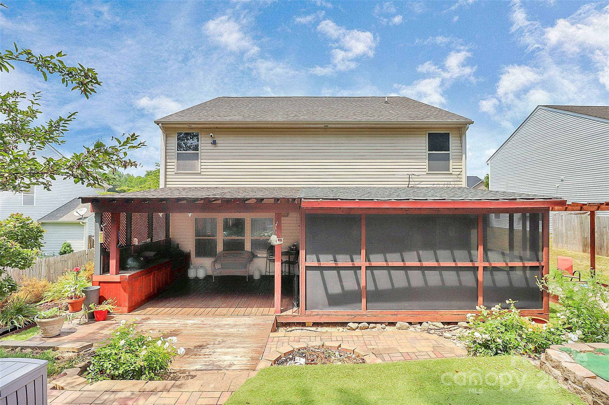 Oaks At Clover - Residential