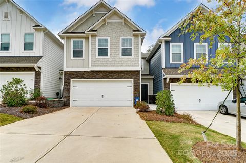 1133 Streamside Lane York SC 29745