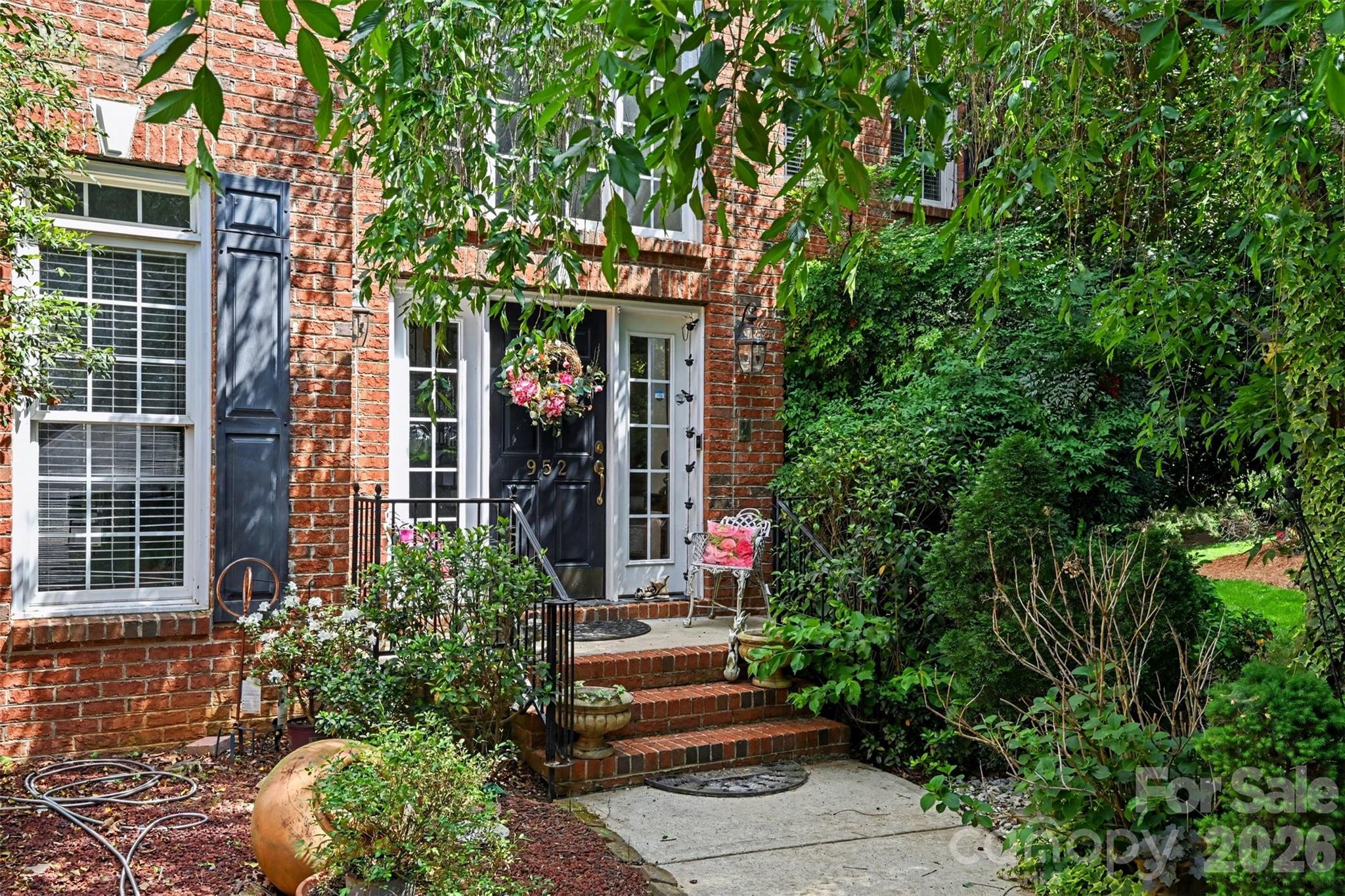 952 Hickory Stick Drive