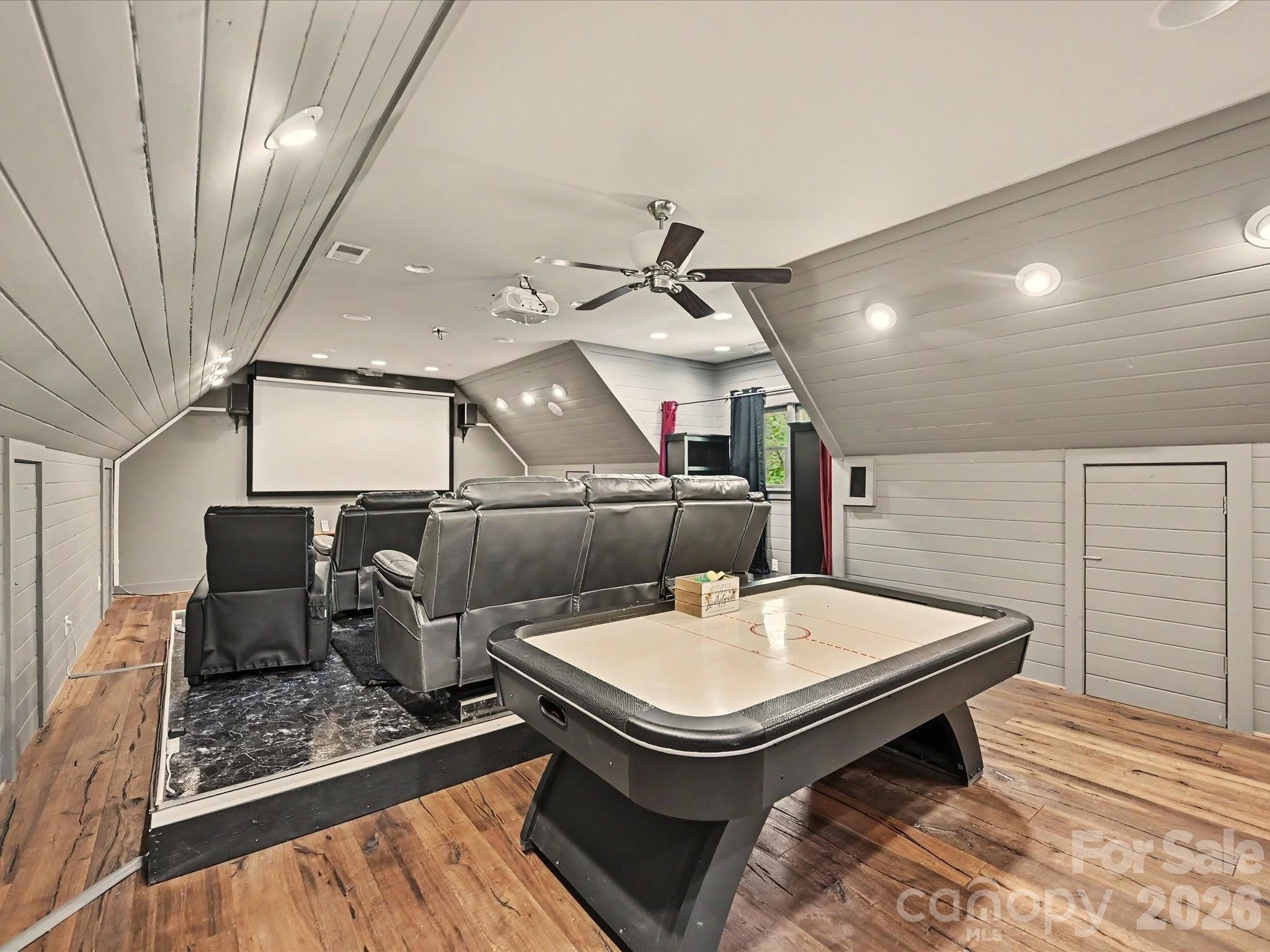 Walden Pond - Residential