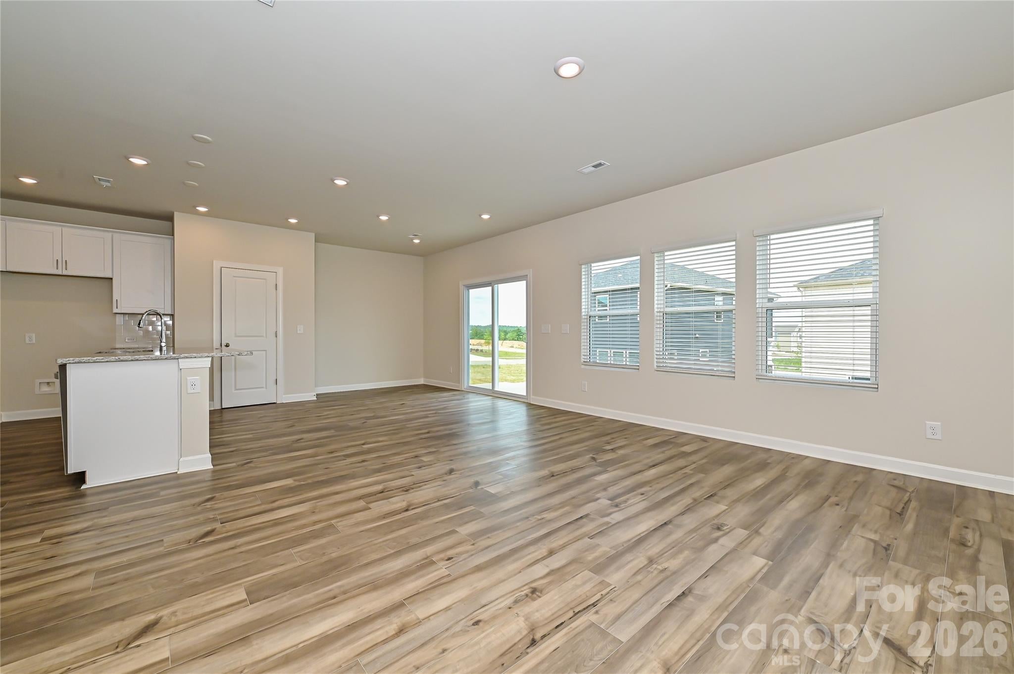 1507 31st Street NE