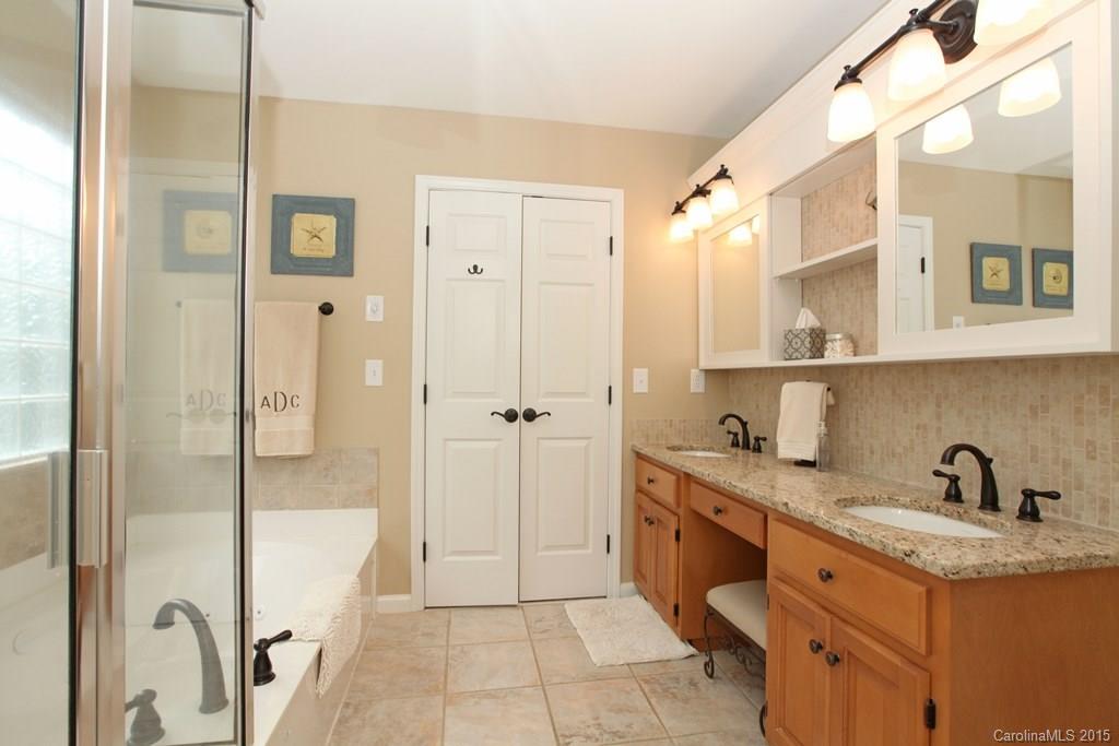 Hampton Ridge - Residential