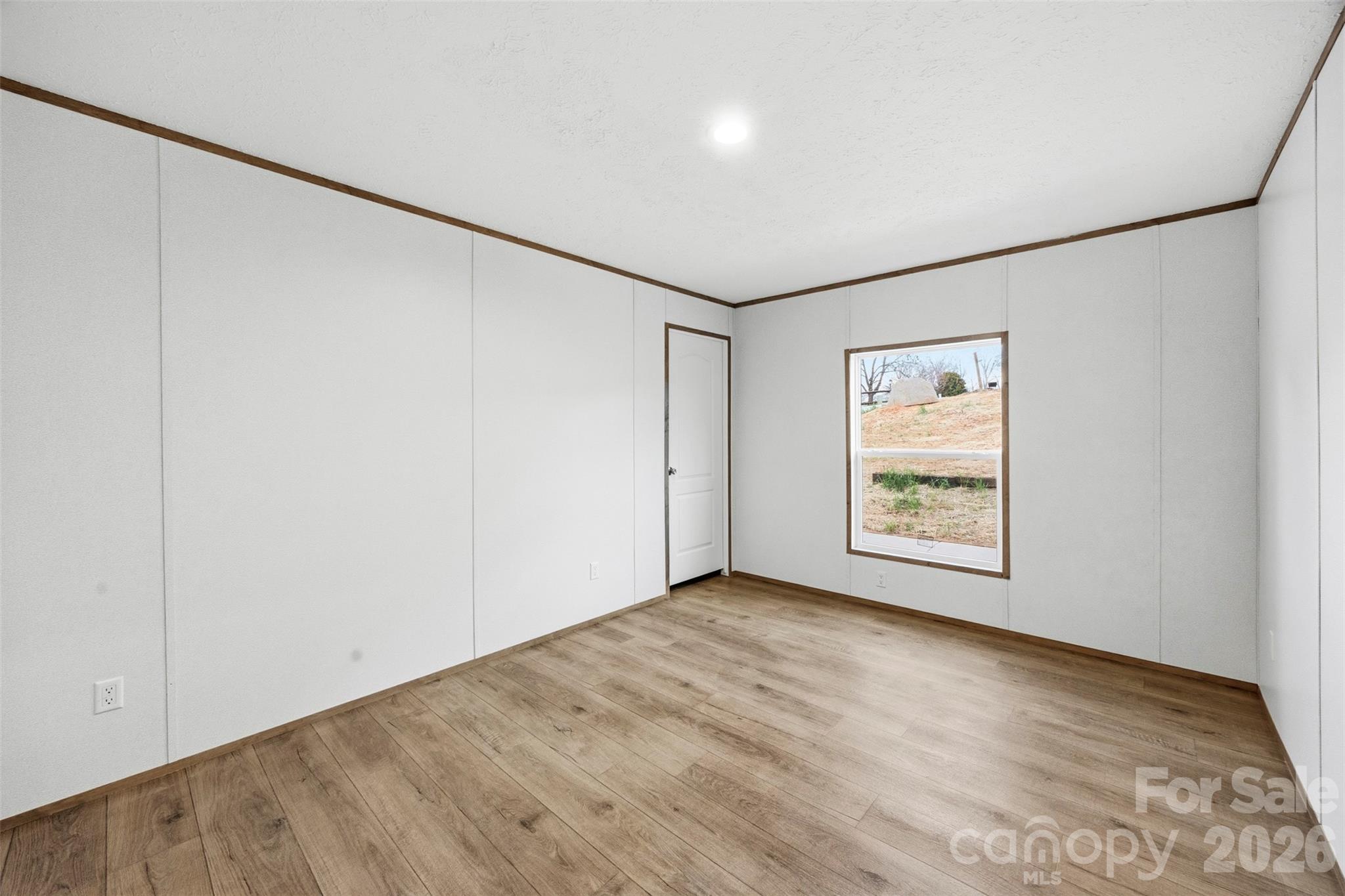 Windward Pointe - Residential