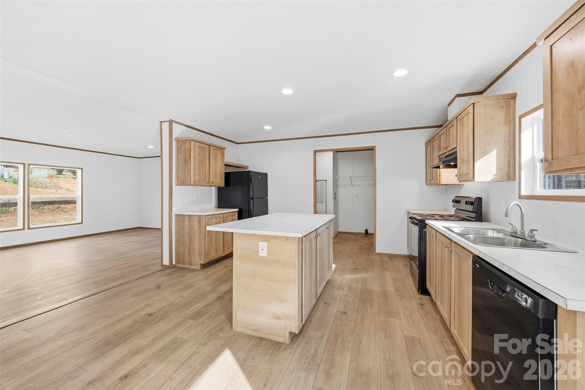 Windward Pointe - Residential