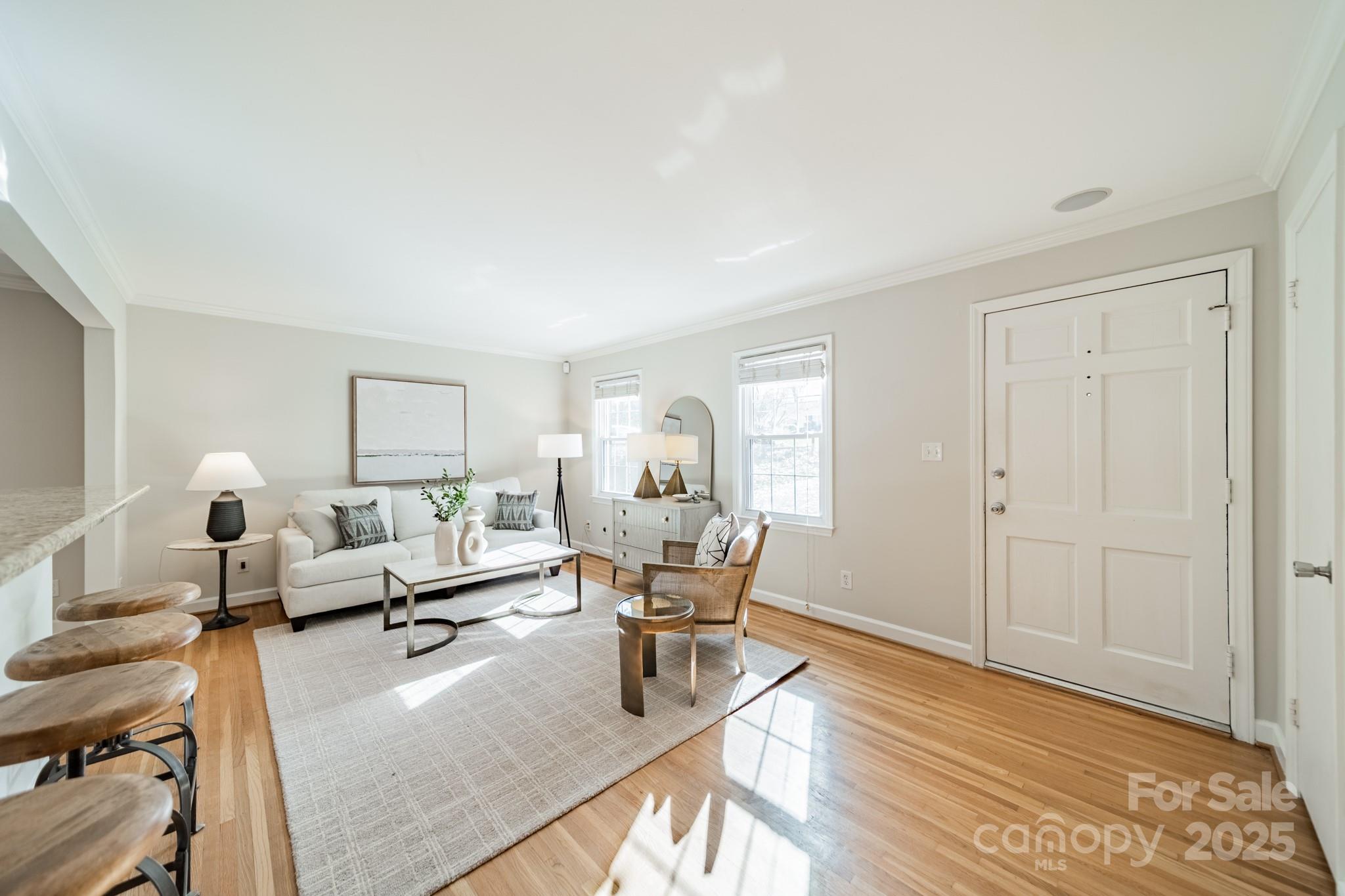 3221 Northampton Drive