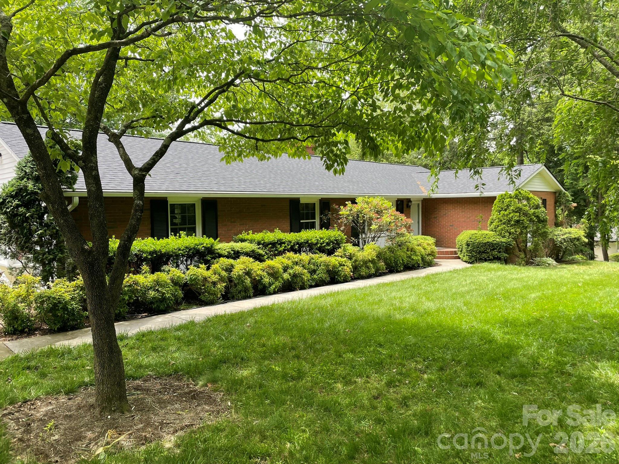 38 Westridge Drive