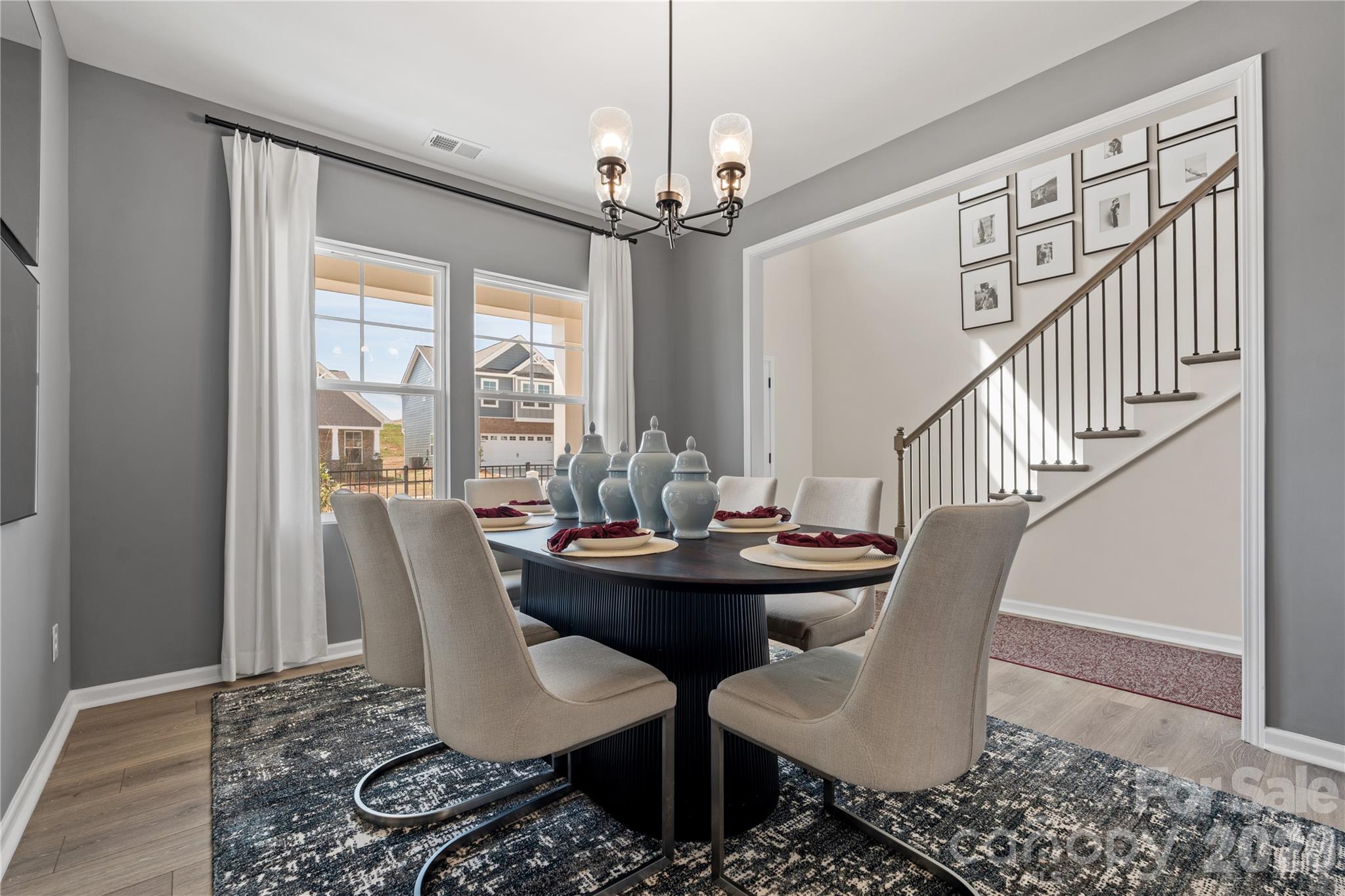 1040 Rocking Horse Road