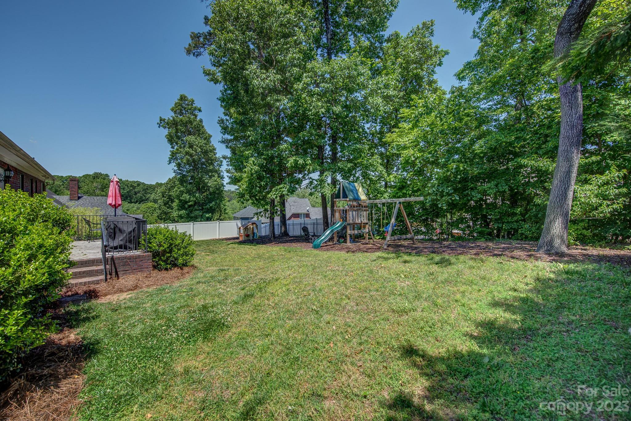 Erskine Woods - Residential