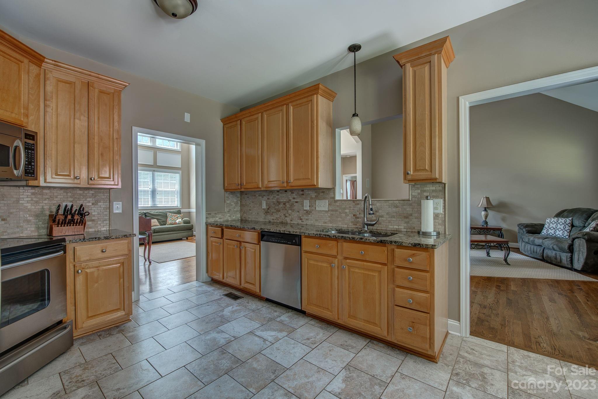 Erskine Woods - Residential