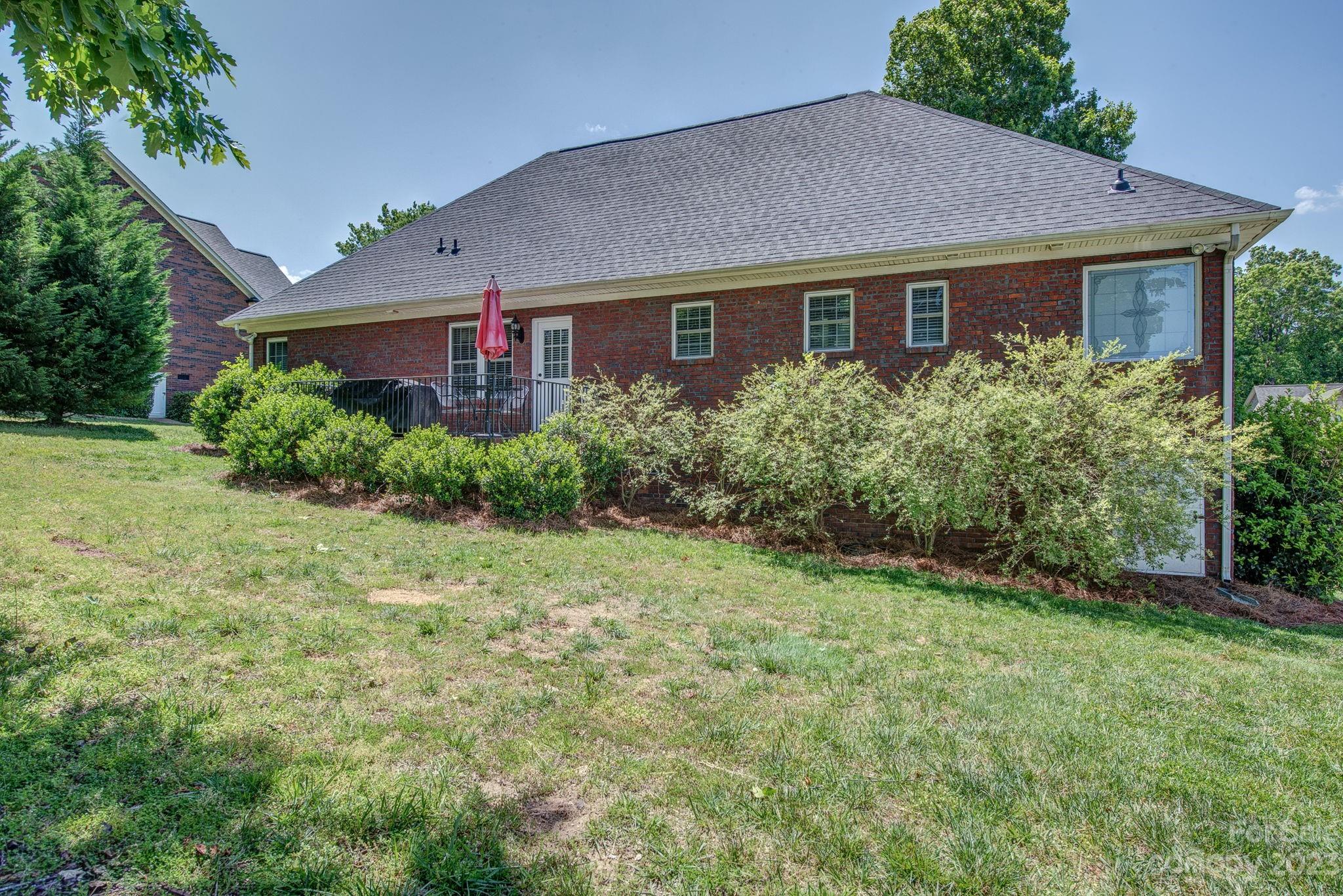 Erskine Woods - Residential