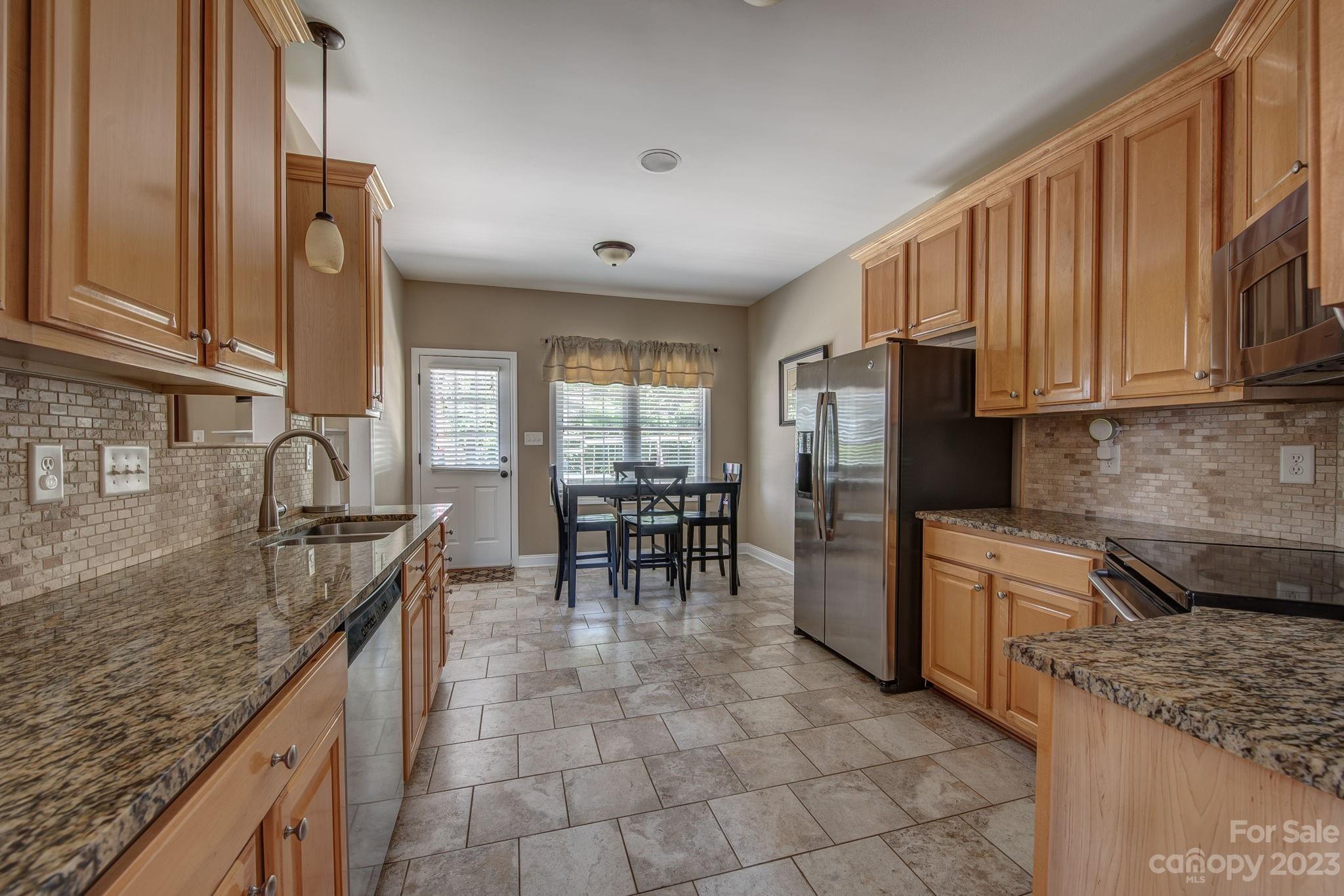 Erskine Woods - Residential