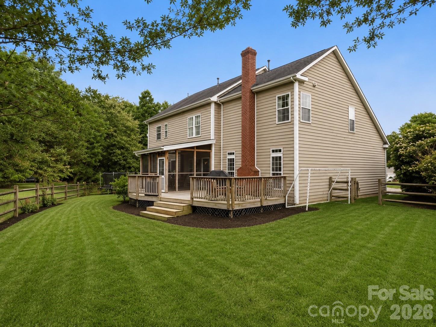 601 E Cheval Drive