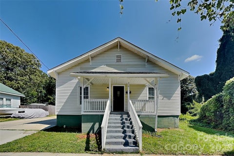 Photo of 318 Bruce Avenue, Mooresville, NC 28115 (MLS # 4428004)