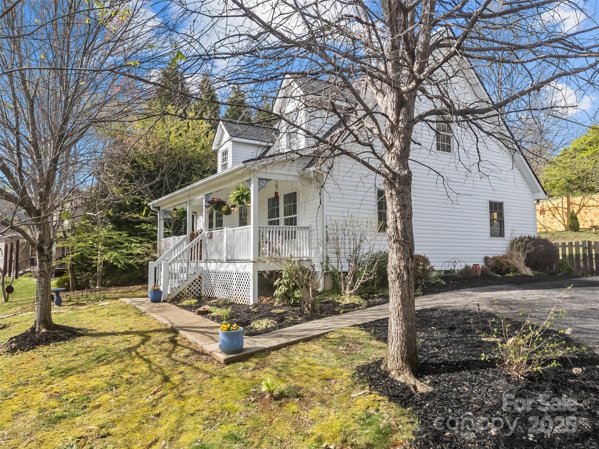 73 (Previously 498) Meadowview Drive