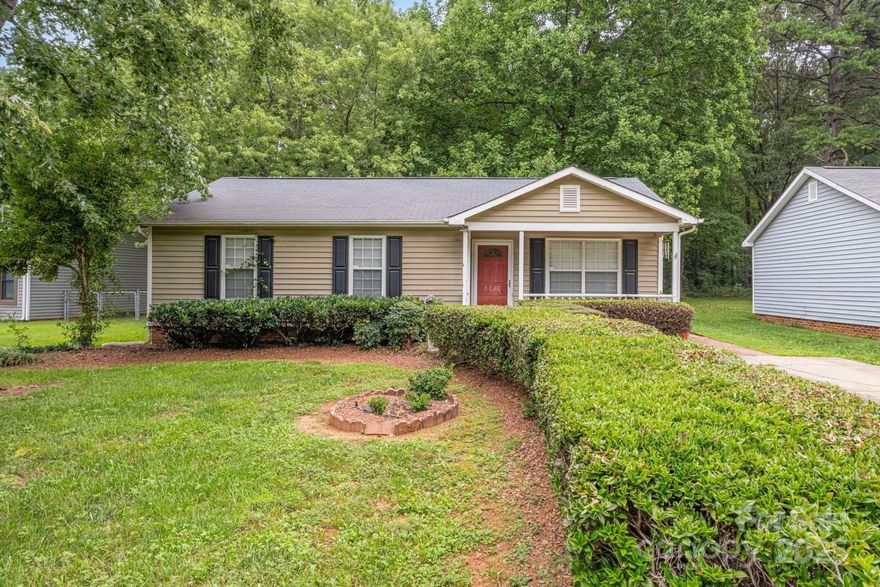Priced to sell! Welcome to this charming 3-bedroom, 1-bath ranch located just minutes from Uptown Charlotte and Charlotte Douglas International Airport. Set on nearly 0.20 acres, this home offers 1,050 sq ft of comfortable one-level living. Featuring a bright, spacious living area and a highly convenient location, this property is the perfect opportunity, whether you’re an investor or a buyer ready to make it your own. With easy access to highways, shopping, dining, and schools, this home truly checks all the boxes!
