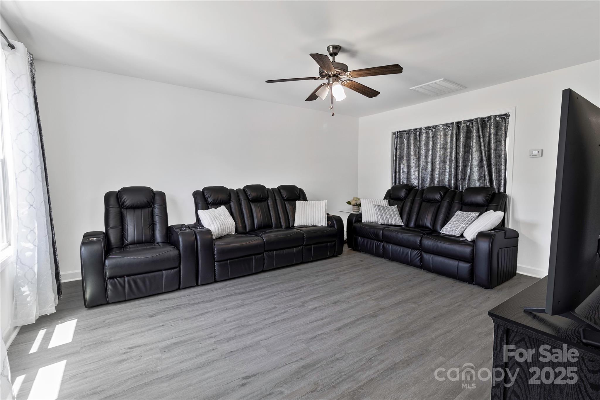 1903 Midwood Drive