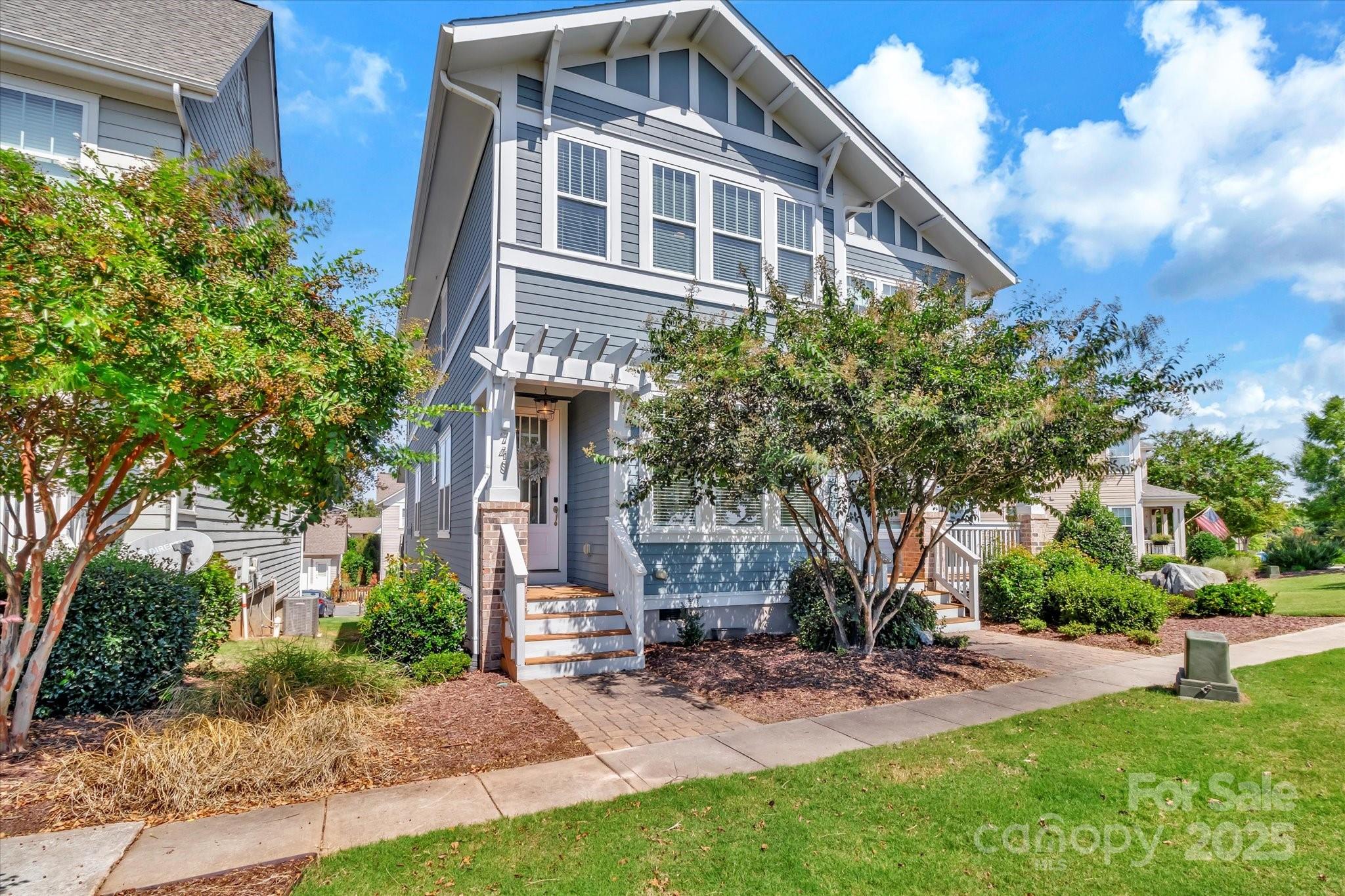 Riverwalk - Residential