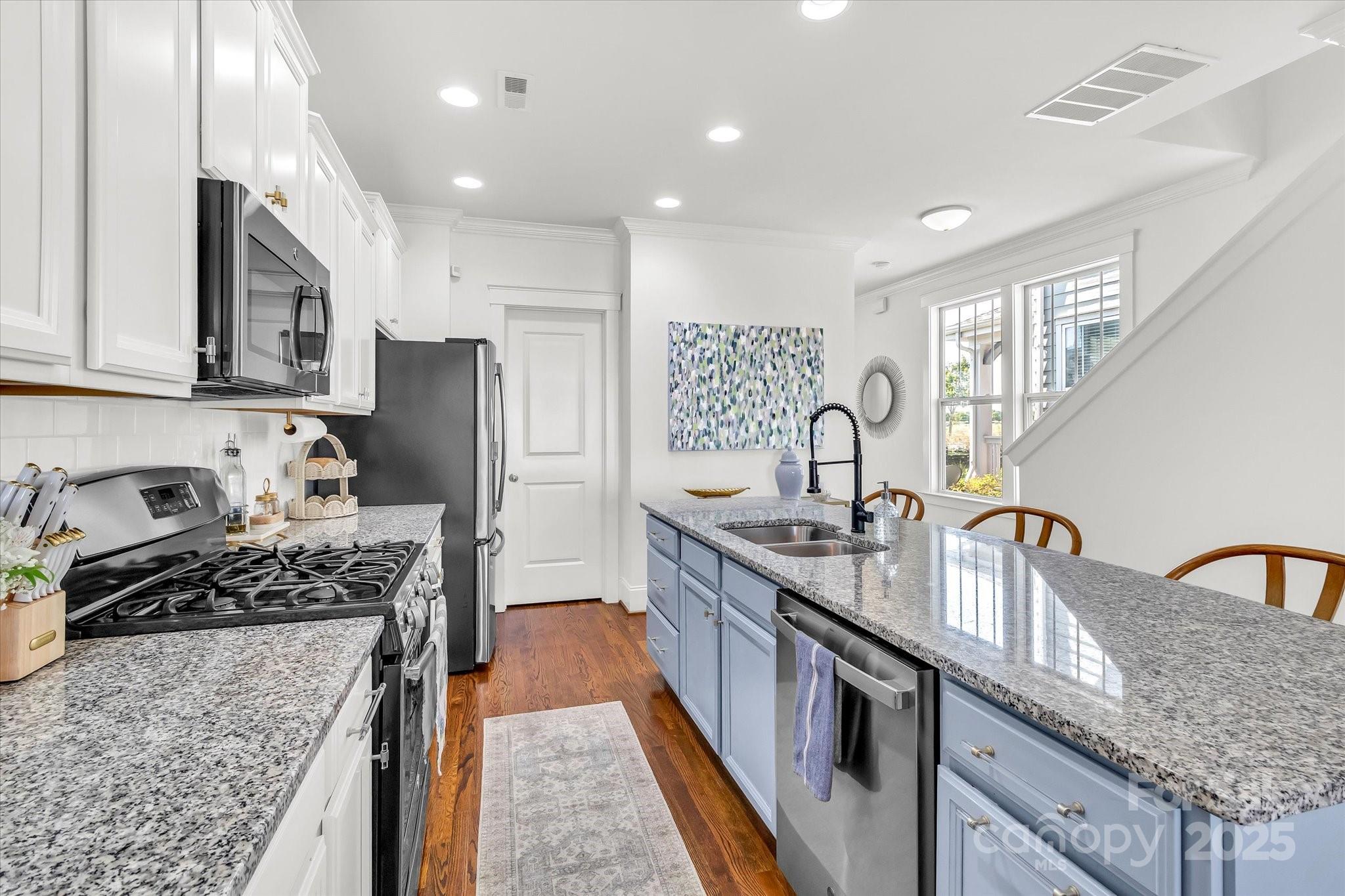 Riverwalk - Residential