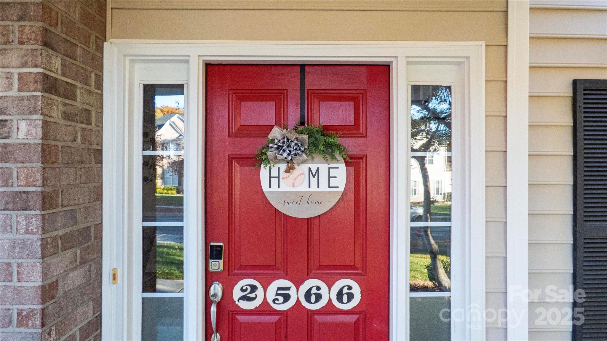 2566 Roswell Court NW