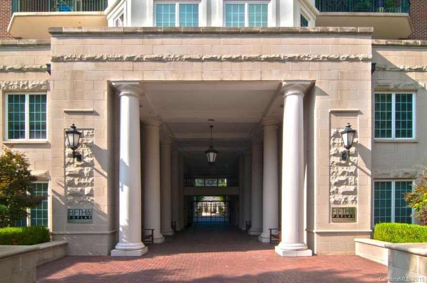 BEAUTIFUL TWO LEVEL CONDO in one of uptown's most prestigious buildings! Gleaming hardwoods & plush carpet; S/S Kitchen Appliances; Upgraded Wood Cabinets w/Granite tops throughout! Loft adds spacious 2nd Living/Executive Office space with BAR AREA! Master bedroom & bath complete the ideal roommate plan! Enjoy resort style living, w/24/7 Concierge, Cyber Café, Media Room, Fireside Lounge, Coffee Bar, Fitness Center, Pool, Secured Parking & even a Putting Green & Harris Teeter Market...On Site!