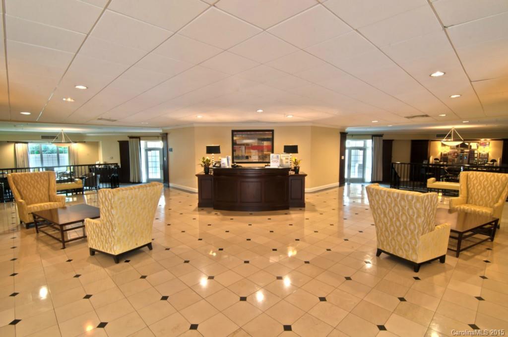 Fifth and Poplar - Residential Lease