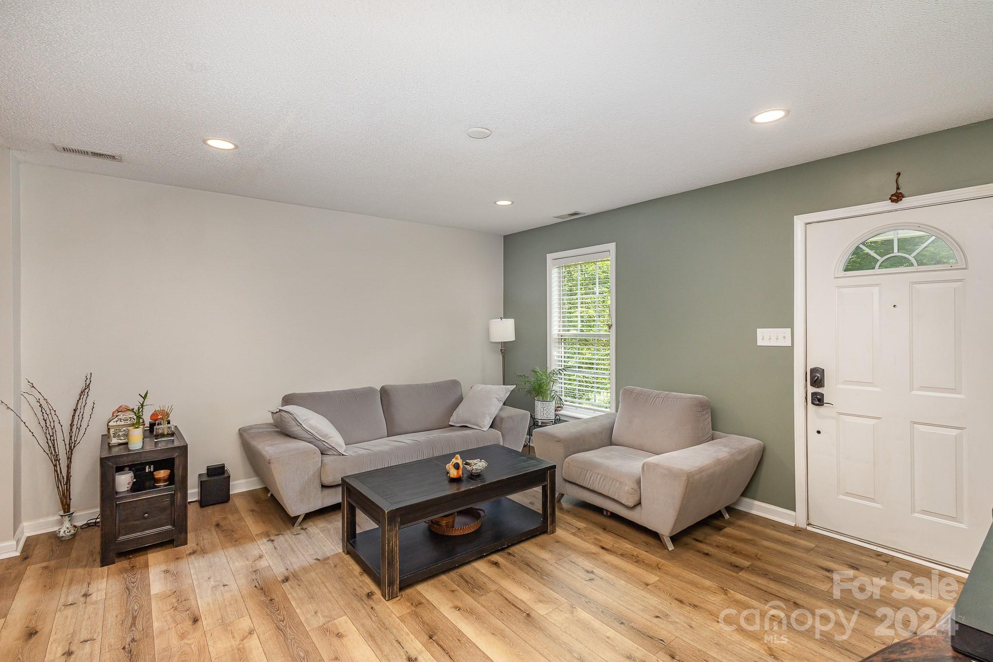 Forest Hills - Residential