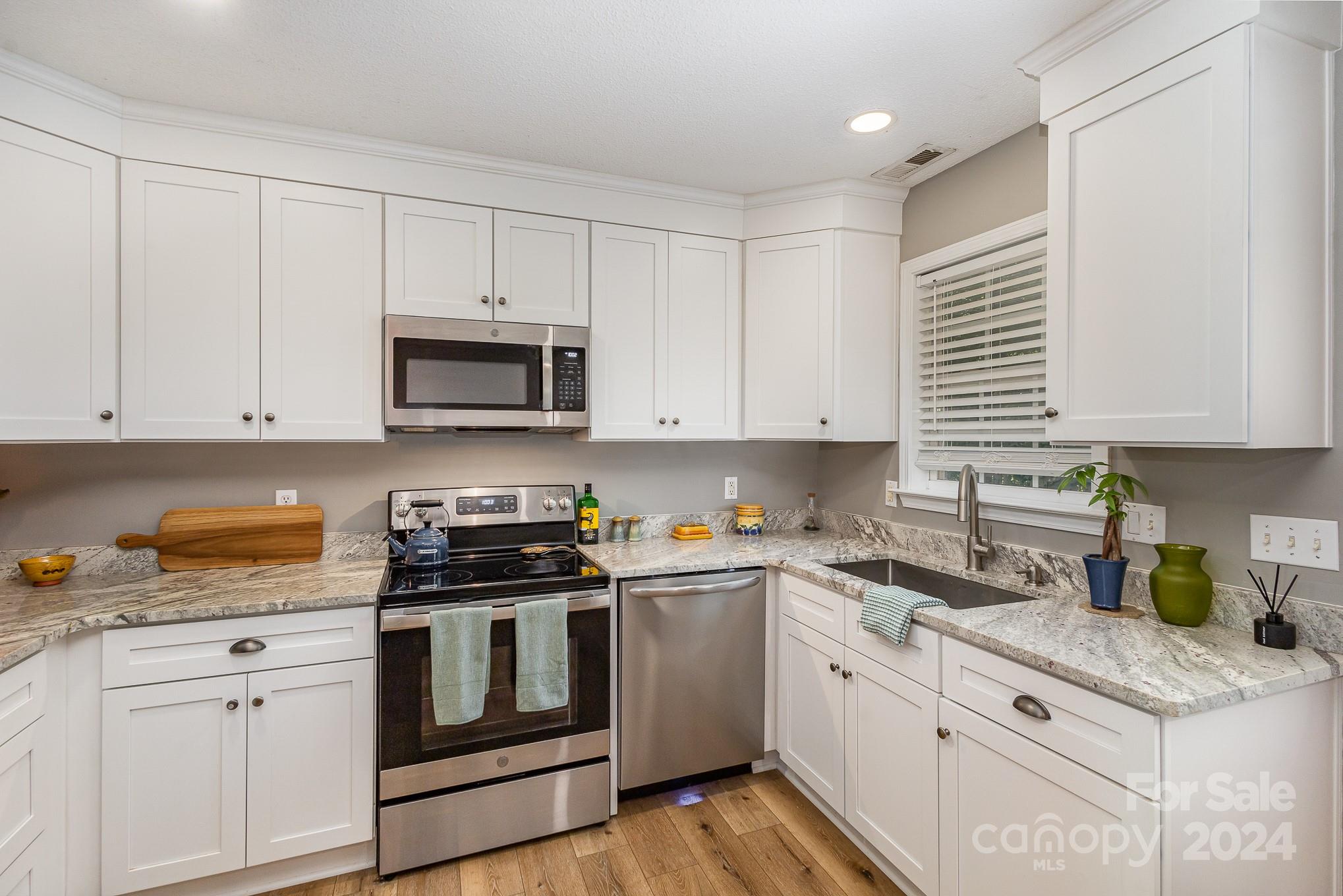 Forest Hills - Residential