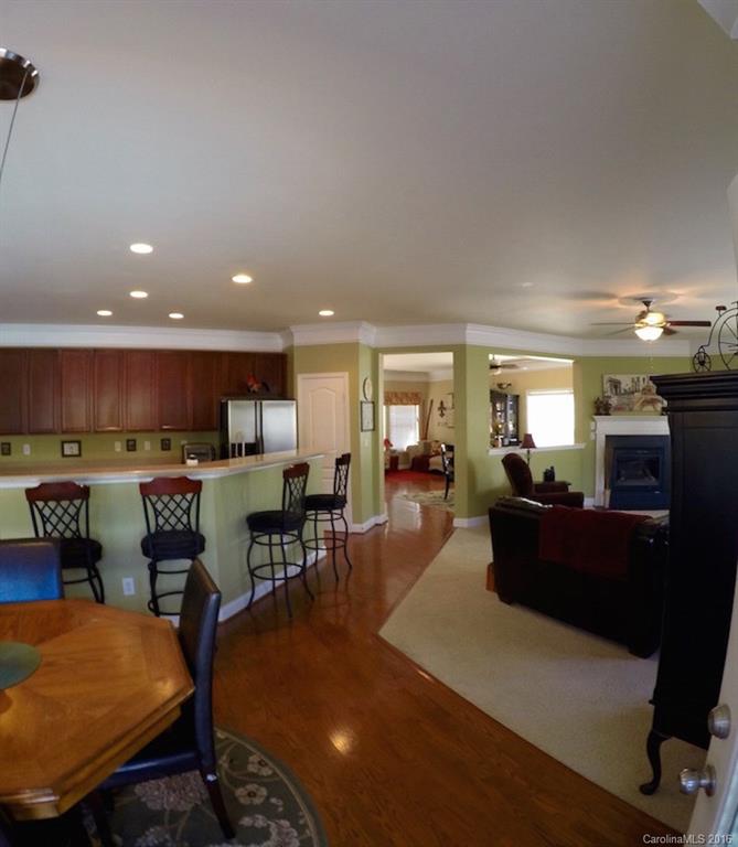 English Trails - Residential