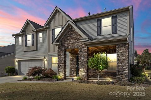 14706 Metaghan Court Charlotte NC 28278