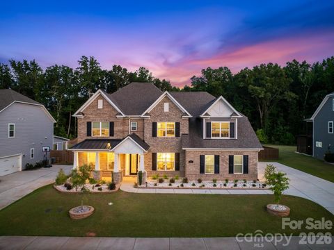 Photo of 809 Brown Creek Drive, Matthews, NC 28104 (MLS # 4399736)