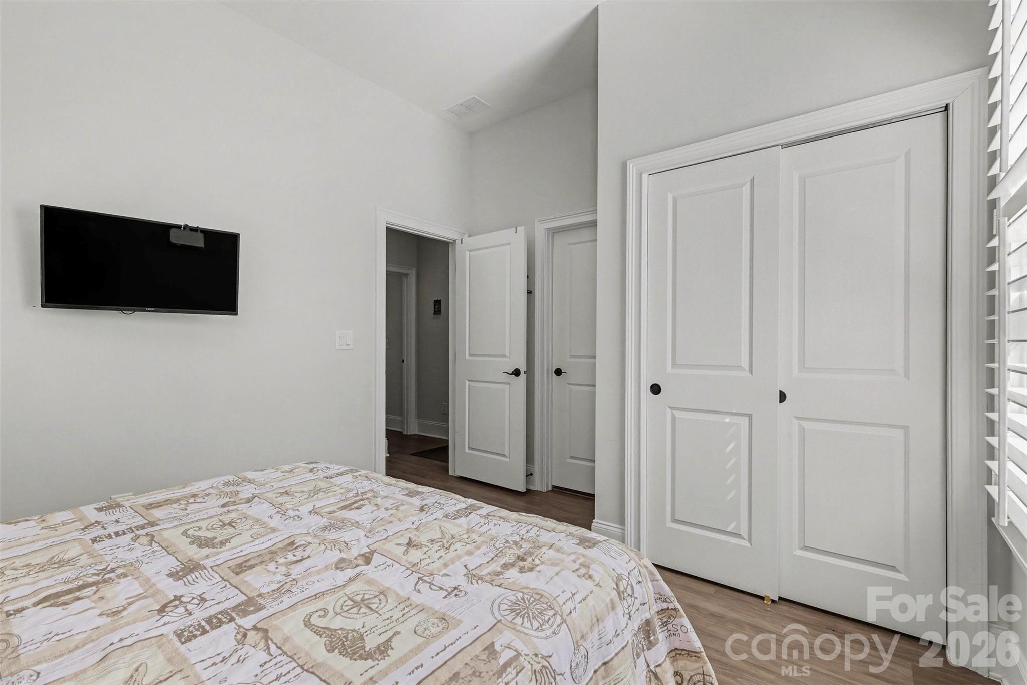 Regency at Palisades - Residential