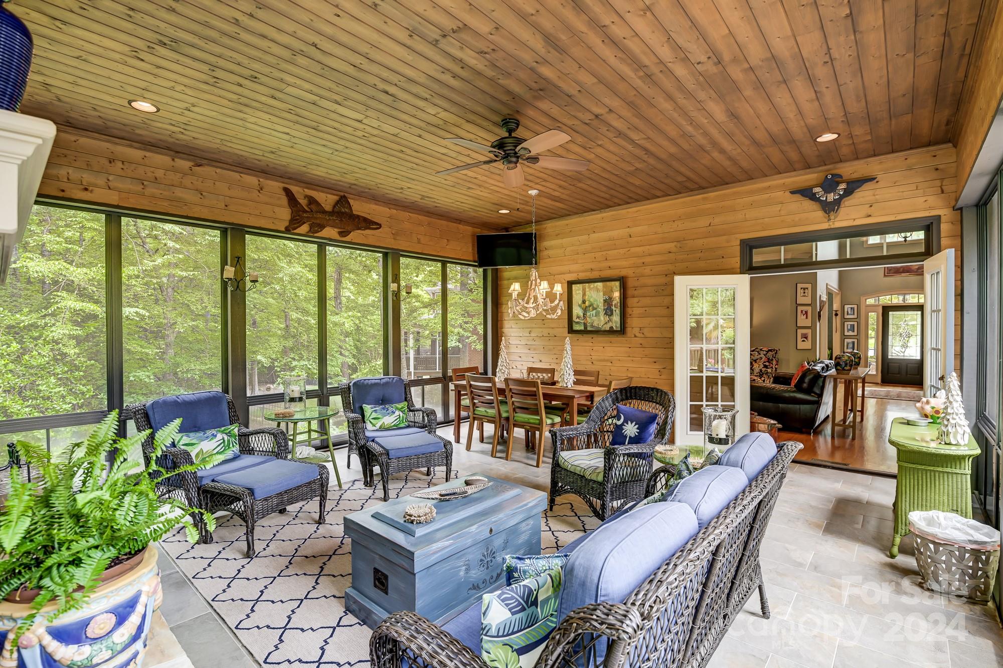 Laurel Creek - Residential