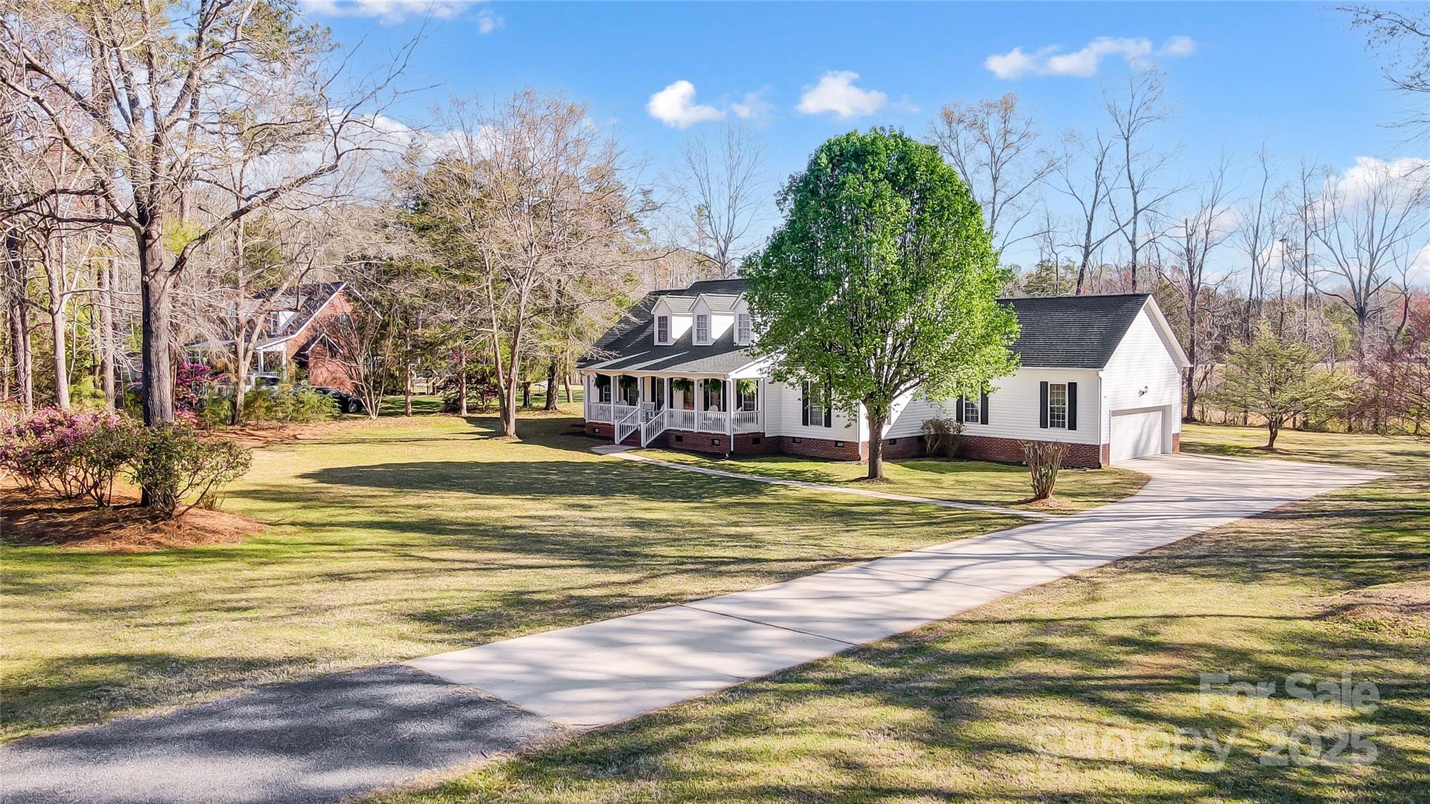 737 Sanside Drive