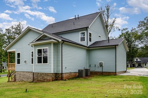 A home in Clover