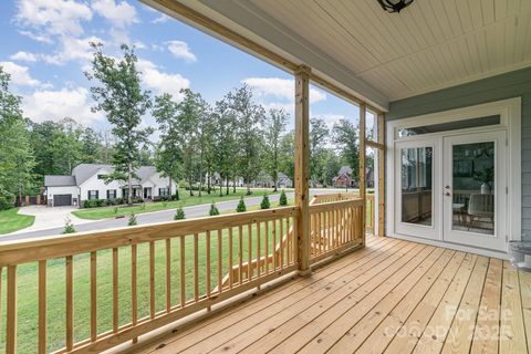 A home in Clover
