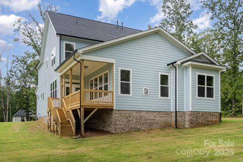 A home in Clover