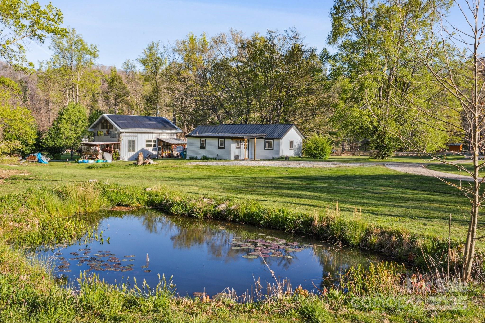 15 Curly Willow Lane