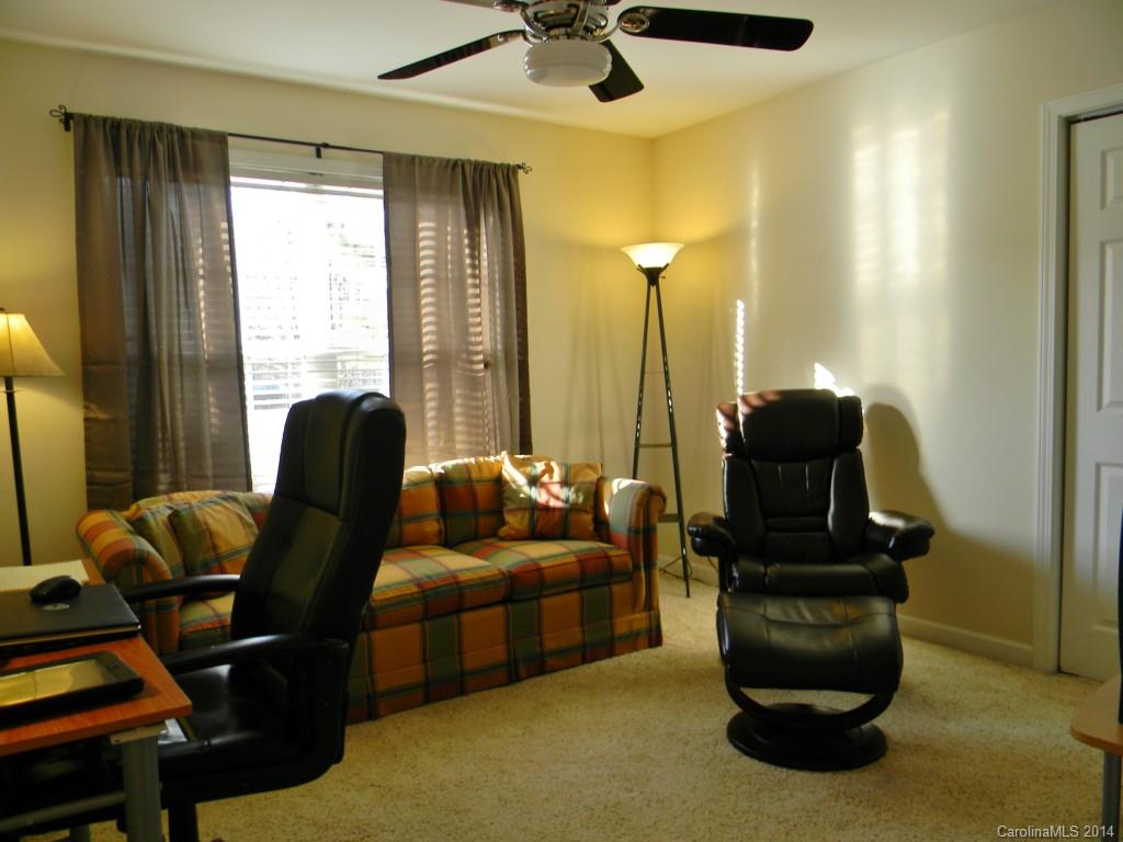 Henrys Orchard - Residential