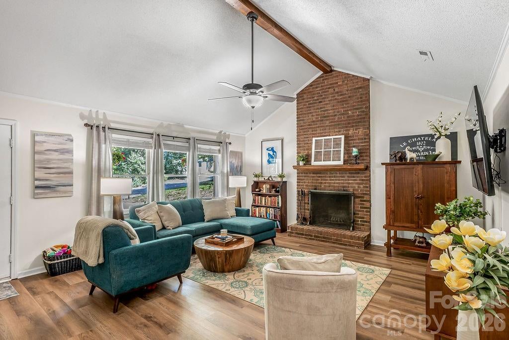 309 Treeline Drive