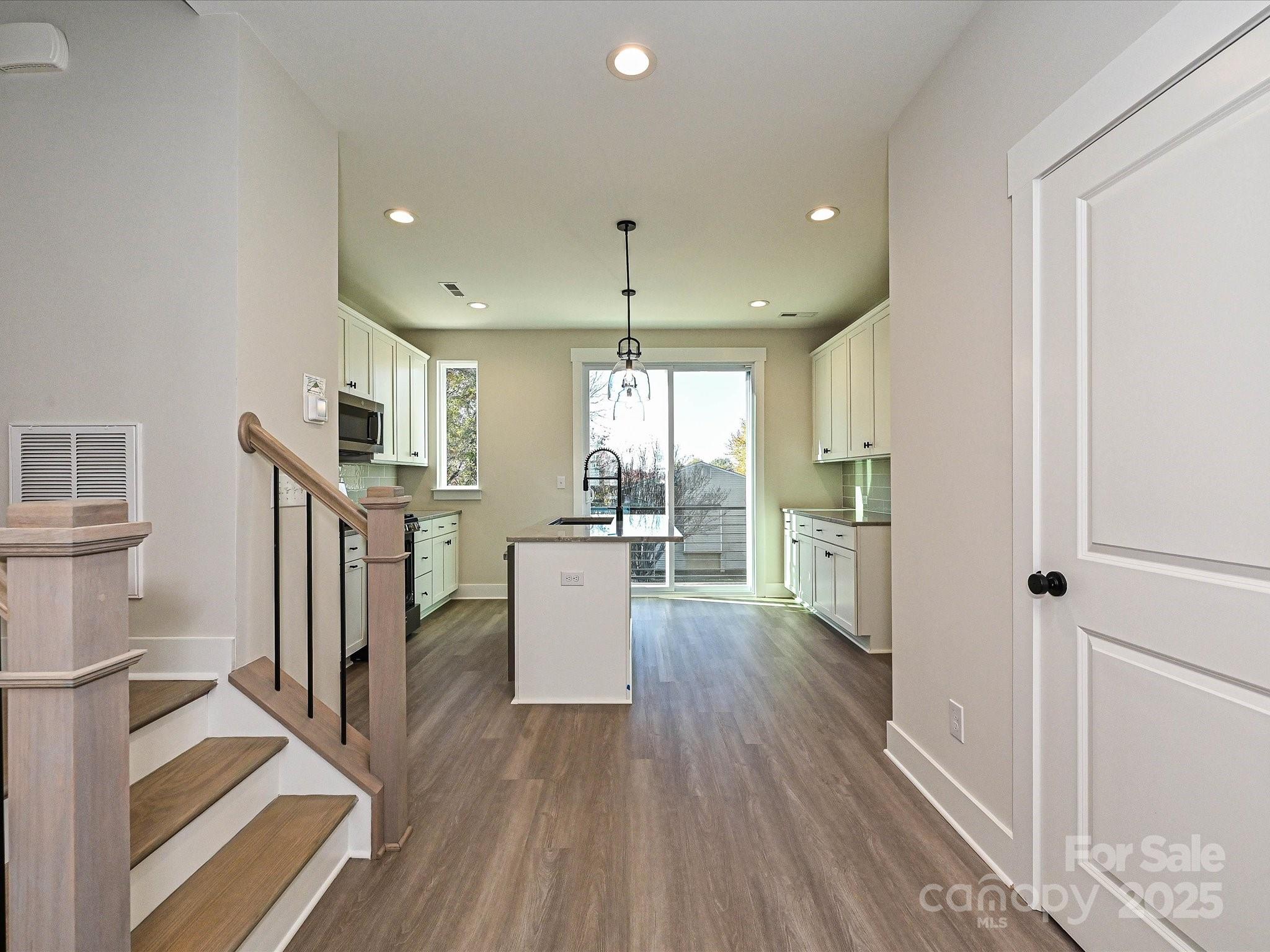 Equinox - Residential