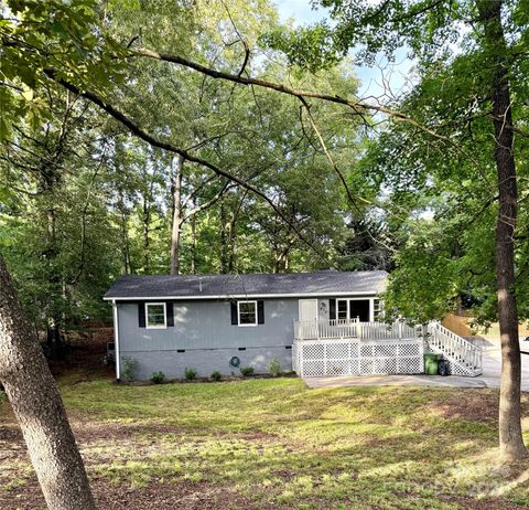 613 Davis Street Lancaster SC 29720