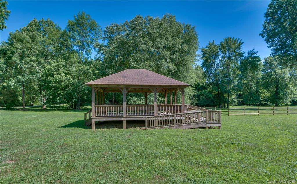 Vista At The Riverbank - Residential