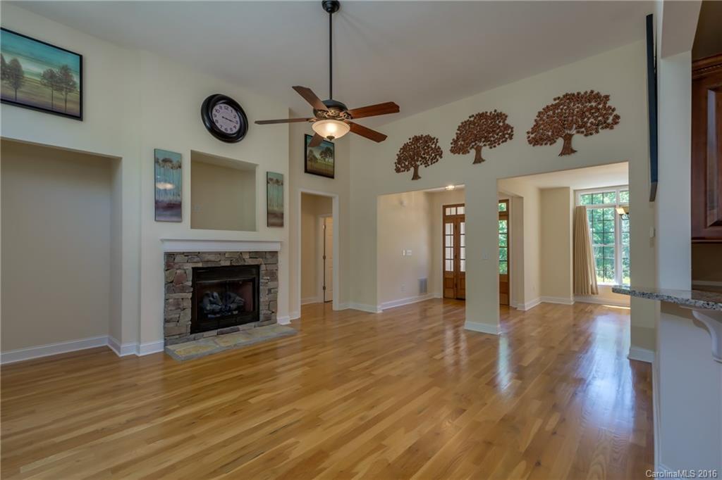 Vista At The Riverbank - Residential