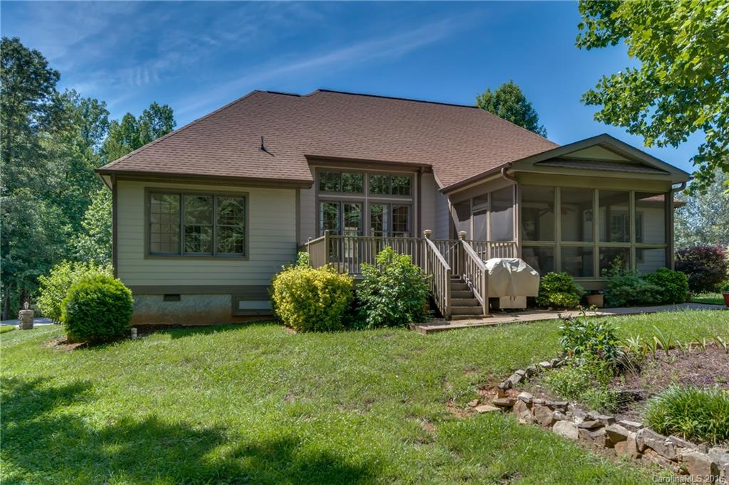 Vista At The Riverbank - Residential