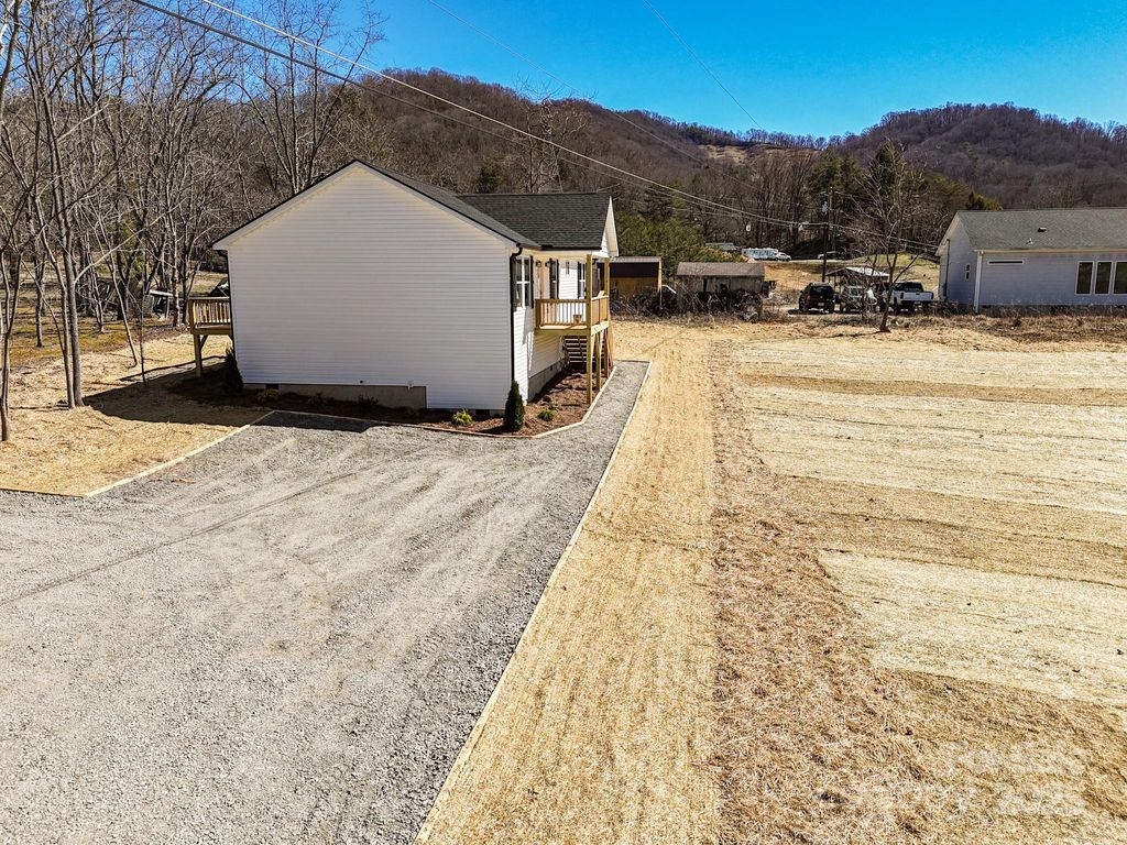listing image 40