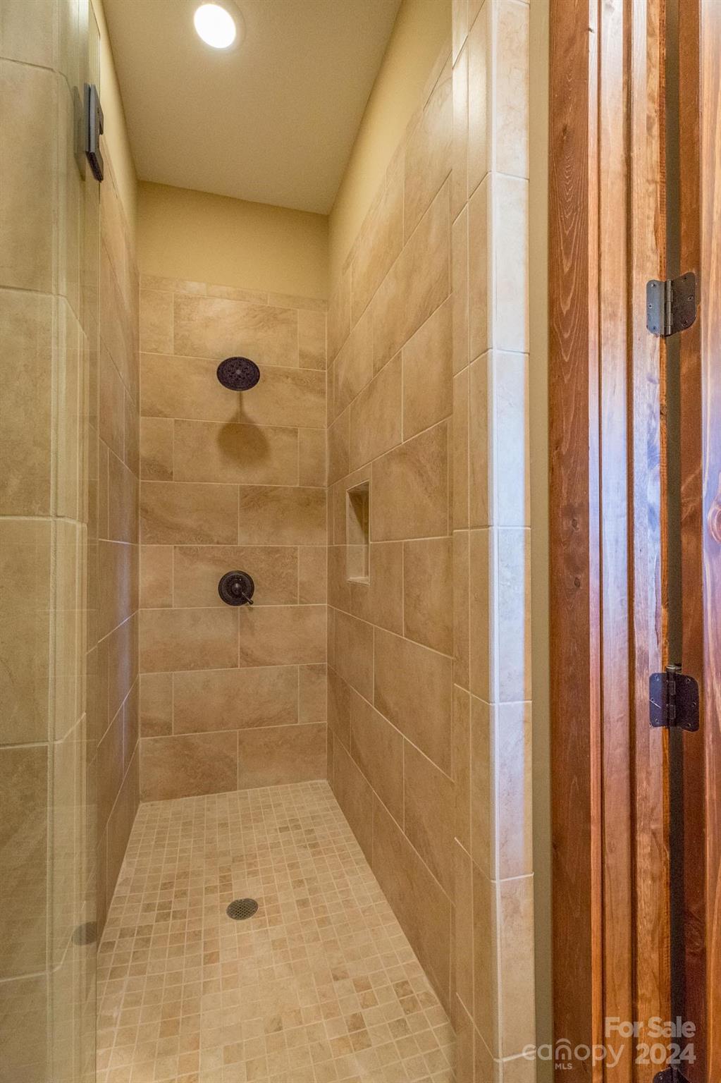 The Arbor at Lake James - Residential